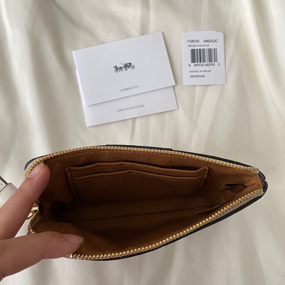 *SOLD* Coach Small Wristlet - Picture 5 of 5